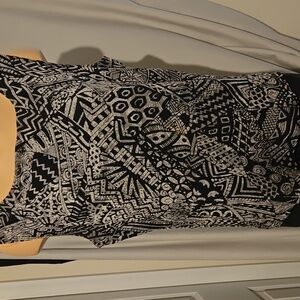 Chico's Dressy Black And White Azteck Tank Top Sz 3
